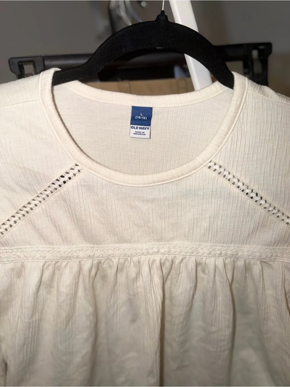 Old Navy Cream Long-Sleeve Peasant Blouse